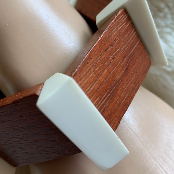 Vintage unique stretch wood bangle bracelet - Picture 7 of 12